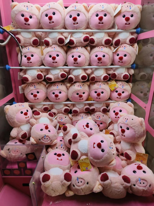 Loopy the Pig 8 Inch Claw Machine Plush Toys Wholesale